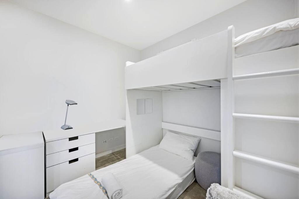 Convenient 3Br Close To Airport & Mascot Station Sydney Exterior photo